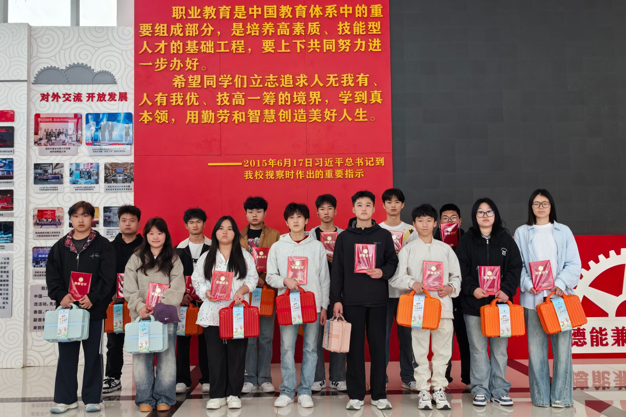 买球官网乒乓球社成功举办“青春无限，乒出精彩”校园乒乓球比赛