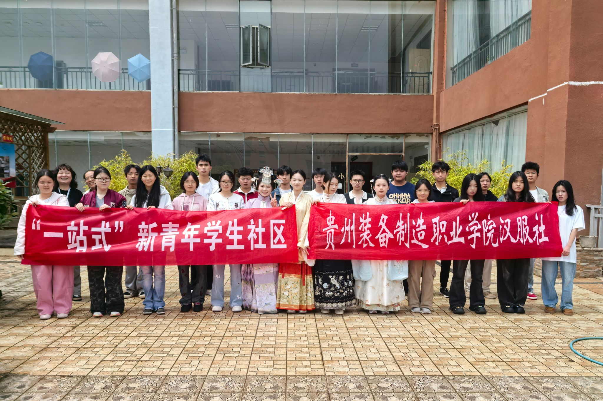 锦绣四时，霓裳和韵——买球官网墨韵汉服社成功举办汉服雅集活动